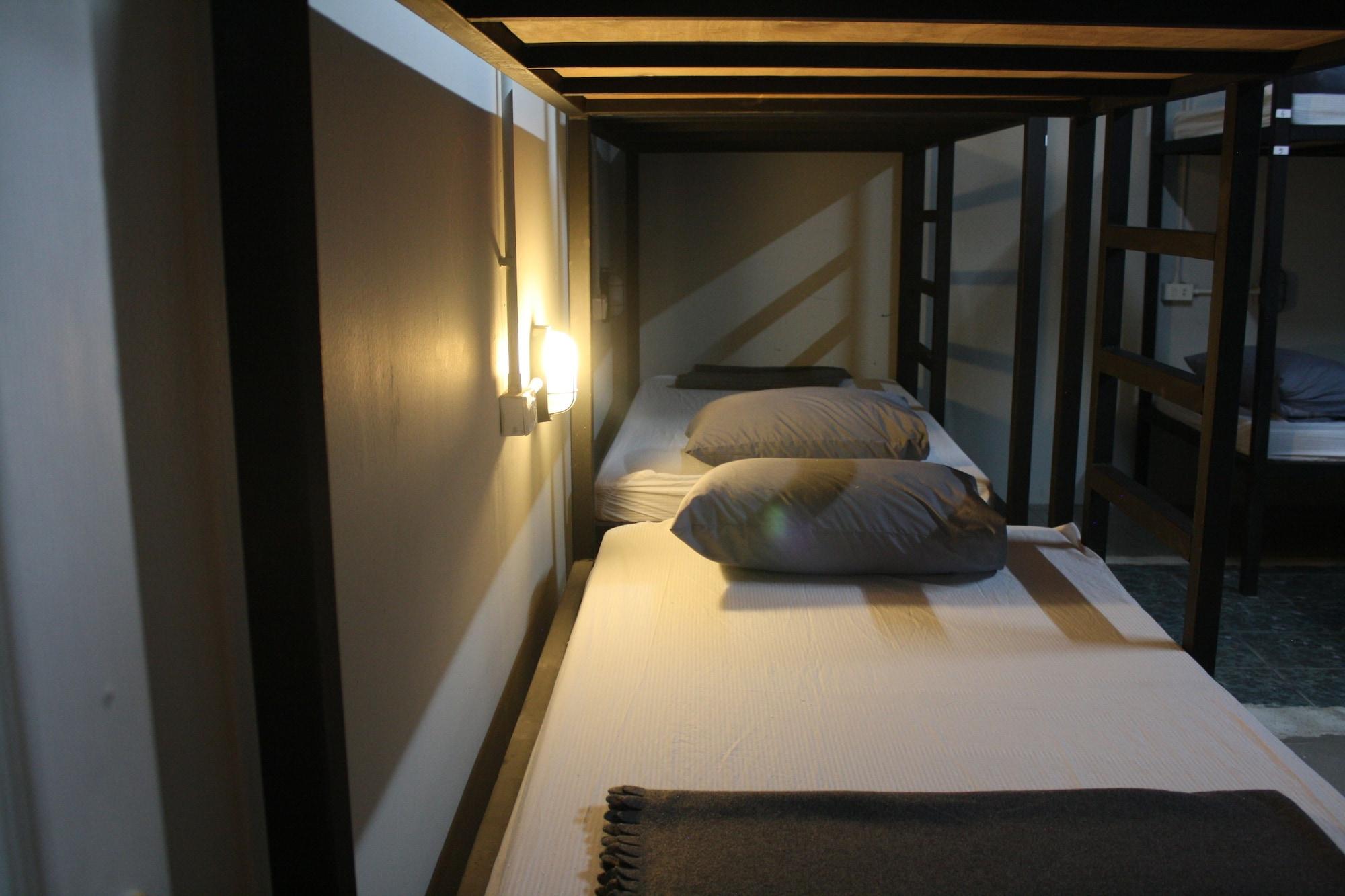 בנגקוק The Mixx Hostel מראה חיצוני תמונה